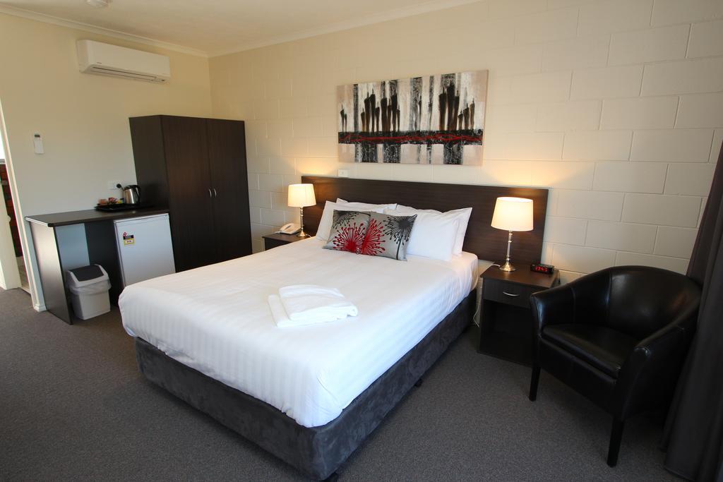 Mildura Riverview Motel Gol Gol Oda fotoğraf
